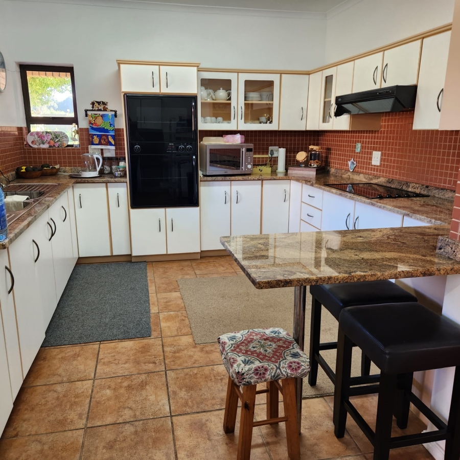 3 Bedroom Property for Sale in Stilbaai Wes Western Cape